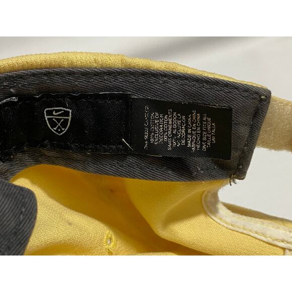 Vintage Nike Golf Hat Cap Mens Yellow Lightweight Golfing Casual - Picture 6 of 8